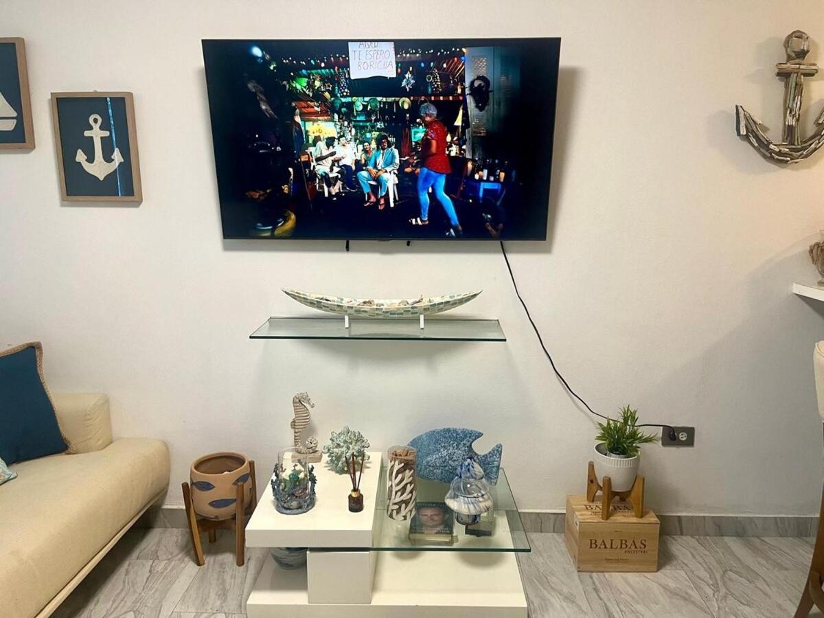 Walking Distance In Miramar Apartment San Juan