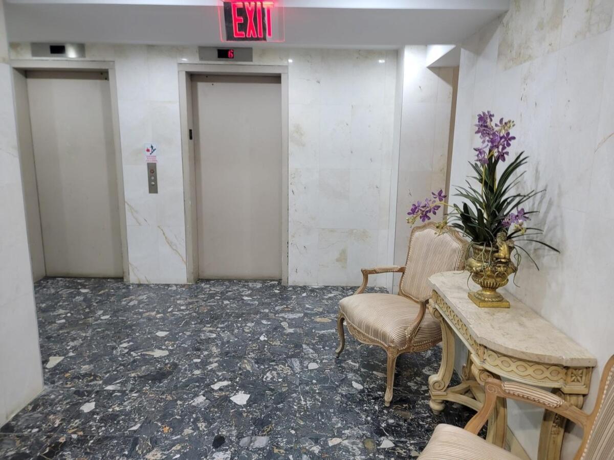 Apartment Walking Distance In Miramar San Juan